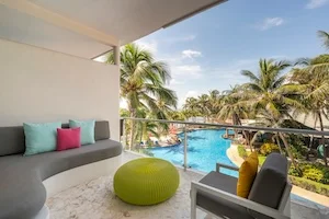 https://www.palmarbeachresortandspa.com.mx/galleries/Suites/OCEAN VIEW TERRACE.webp